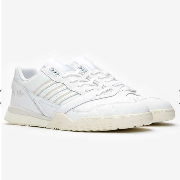 adidas Other - adidas Originals A.R Trainer